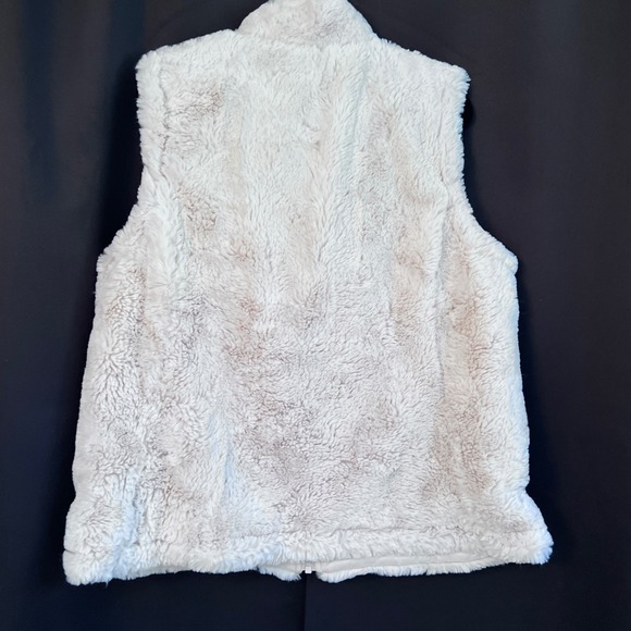 Nicole Miller Elegant Faux Fur Cream Reversible Vest Sleeveless Pockets Large - Picture 3 of 10